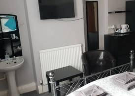 The Roslyn Guest House 4