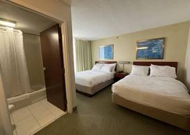 The Peoria Hotel, SureStay Collection by Best Western 4