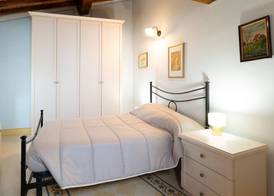 TUSCANFLAT Castle 2