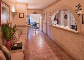 Little Arches Boutique Hotel - Adults Only 3