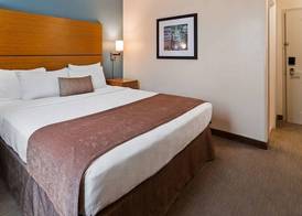 Best Western Plus Philadelphia Convention Center Hotel 5