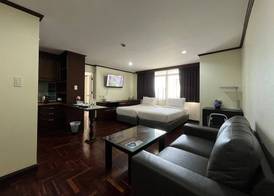 Yellow Ribbon Hills Boutique Suites 5