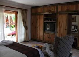 Aark Guest Lodge 3