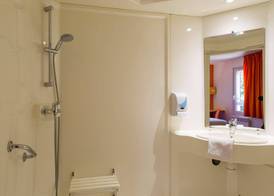 The Originals Access, Hôtel Bordeaux Lac 5