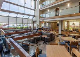 Drury Inn & Suites St. Louis Airport 3