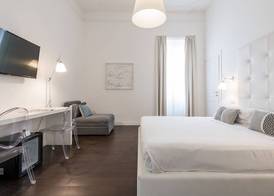 PLEY Cagliari Boutique Suites 3