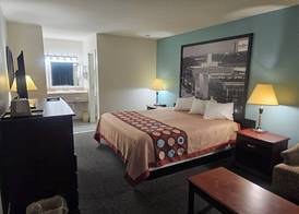 budgetel Inn & Suites 3