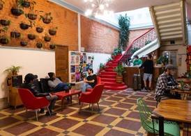 Hostal R10 2
