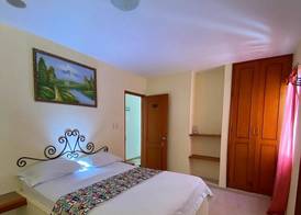Hostal Solymar 4