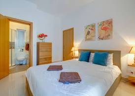 Prime Location Apartment with Side Seaviews 4