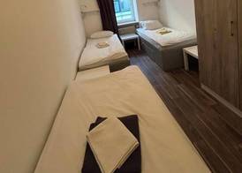 2-Rent Group Hostel Apartments SEN14 2