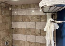 Quality Inn & Suites Louisville East 4