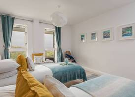 Host & Stay - Sunset 4