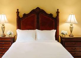 Riverbend Inn & Vineyard 2
