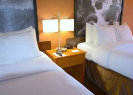 Super 8 by Wyndham Port Angeles at Olympic National Park 5