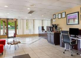 Fairmount Inn & Suites - Stroudsburg, Poconos 3