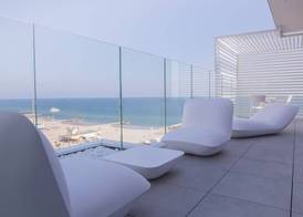 Alexandra B&B & Brunch -Beach Front Parking Included 4