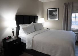 Lucille's Hotel, Restaurant, & Bar 2