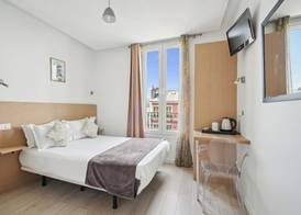 Hôtel Le National Clichy Paris 5