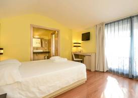 Regal Residence 4