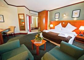 Protea Hotel by Marriott Windhoek Furstenhof 5