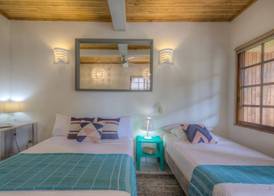 Hotel Guiones 5