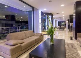 Business Hotel 4