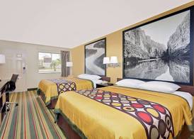 Super 8 by Wyndham Byron/South Macon 5