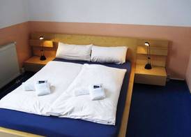 My Bed Dresden 3