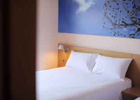 Mellow Fields Hotel 4