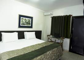Vancouver Hotel 4