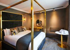 The Royal Toby Hotel 4