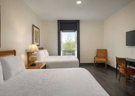 Le Richelieu Hotel in the French Quarter 3
