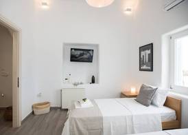 TIFFANYS VILLAS 5