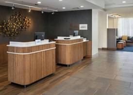 Courtyard by Marriott New Haven Orange 2