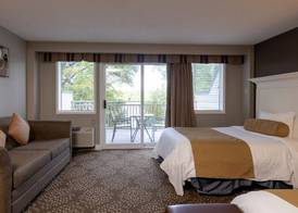 Sherwood Inn 3