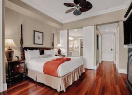 Valentines Resort & Marina 5