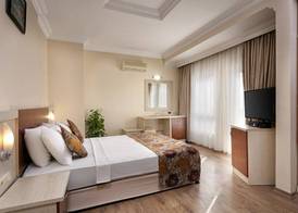 Lara Dinc Hotel 3