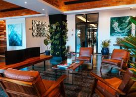 Flamboyan Hotel & Residences 3
