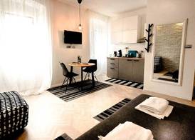 L&B Old Town Studio Apartments 3