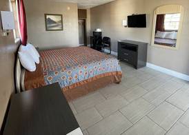 Sunset Inn 5