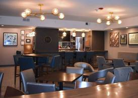 Four Points by Sheraton Chicago Westchester/Oak Brook 5