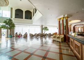 Royal Benja Hotel - Big Rooms, Family Friendly 2