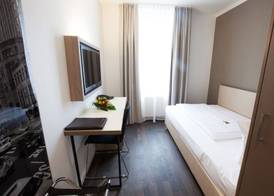 Manhattan Hotel 5