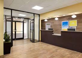 Hotel Bo, a Days Inn by Wyndham Chattanooga Downtown 5