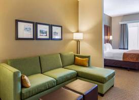Comfort Suites Lancaster Amish Country 4