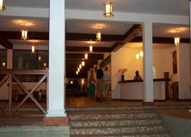 Pinewood Beach Resort and Spa 4