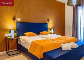 SCHLOSSHOF SÜDTIROL - Hotel & Camping Resort 5