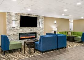 Aspire Hotel and Suites 4