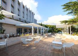 Carine Hotel Delfin 4